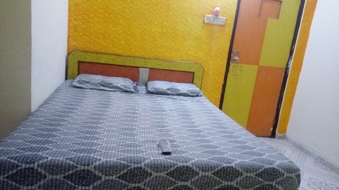 Hotel Sarang Lodge Панвел Экстерьер фото